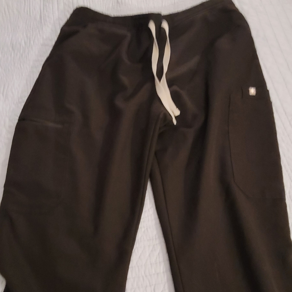 Figs pant scrubs